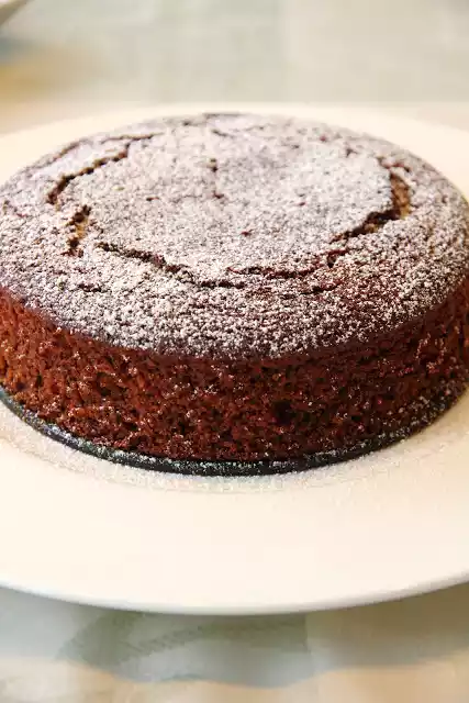 Chocolate ginger cake recipe with custard sauce
