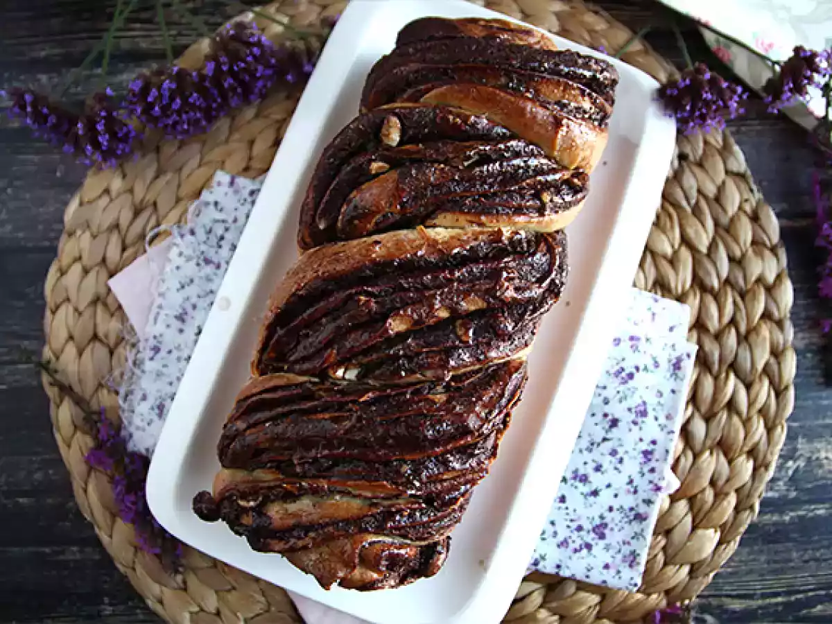 Chocolate hazelnut babka brioche - photo 3