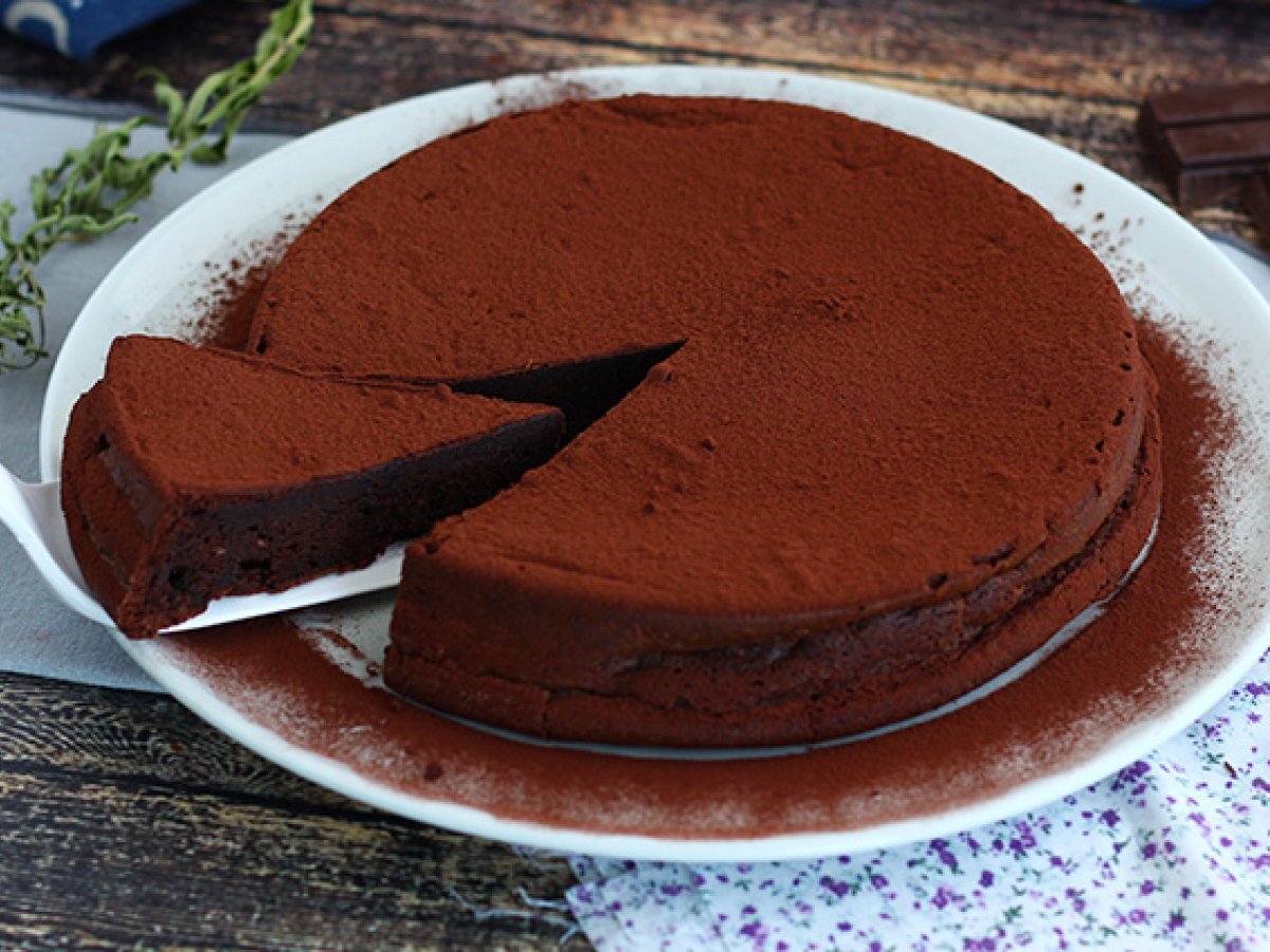 Chocolate mousse cake - photo 4