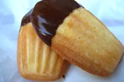 Chocolate orange madeleines recipe: easy homemade treat