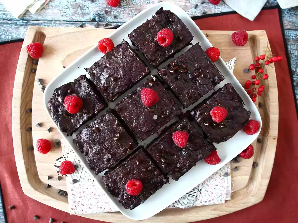 Chocolate raspberry brownies - photo 2