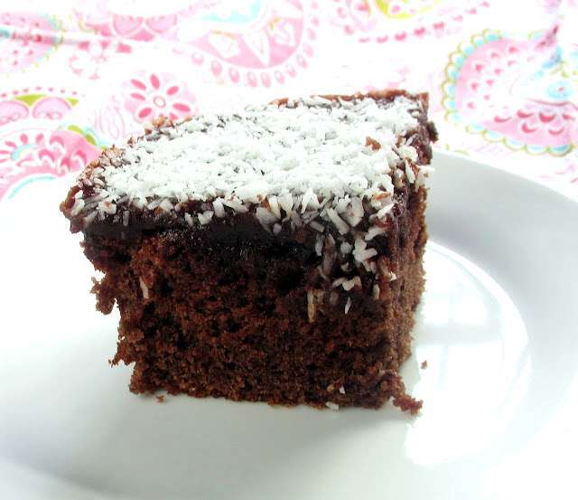 Chocolate squares with chocolate coffee buttercream, Recipe Petitchef