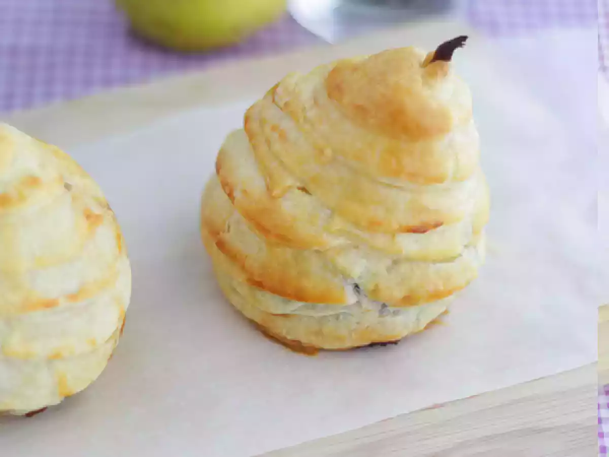 Chocolate stuffed pears - video recipe !