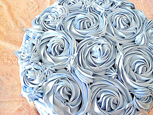 Chocolate Taro Buttercream Rose Cake