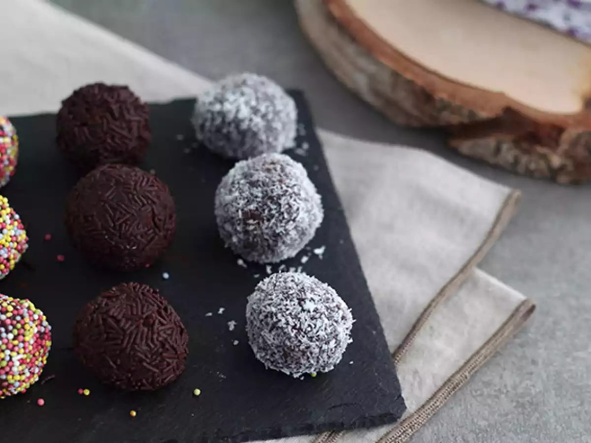 Chocolate truffles coated - photo 2