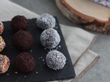 Chocolate truffles coated, photo 1