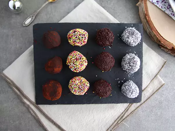 Recipe Chocolate truffles with a coating