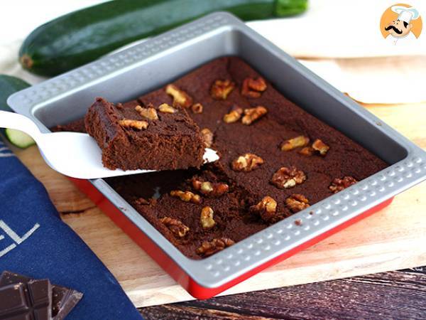 Chocolate zucchini brownies without butter!