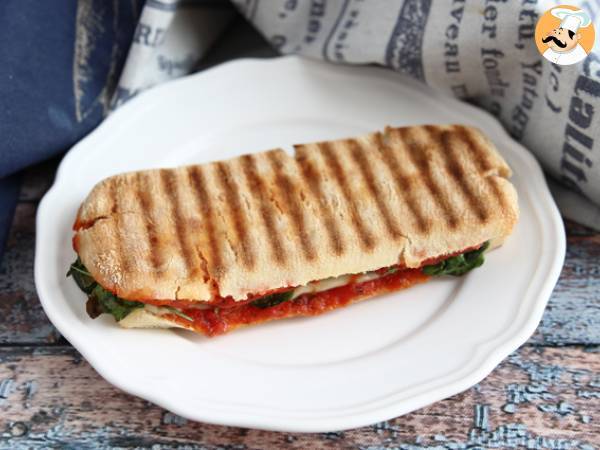 Chorizo and emmental cheese panini - photo 2