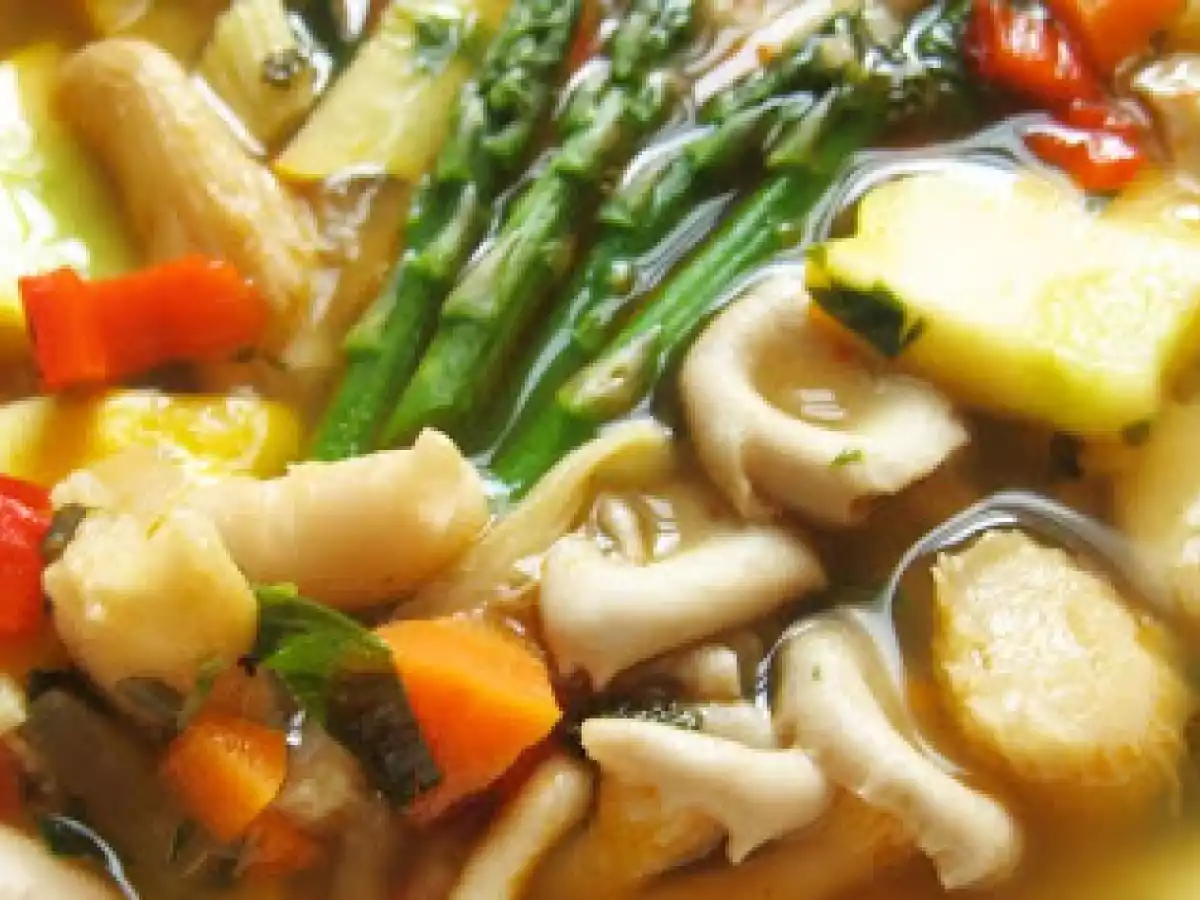 CILANTRO LIME ASPARAGUS PATTYPAN SQUASH OYSTER MUSHROOM VEGETABLE SOUP