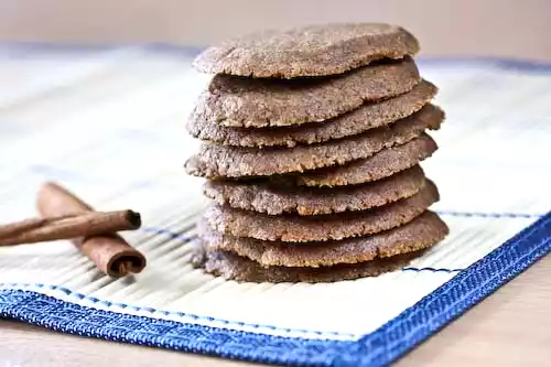 Cinnamon cappuccino chocolate thins recipe for easy dessert