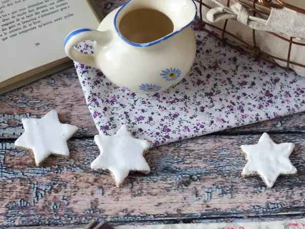 Recipe Cinnamon star cookies, a christmas classic