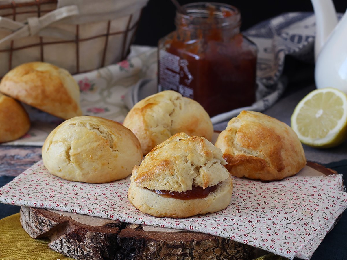 Classic scones with lemon zests - photo 5