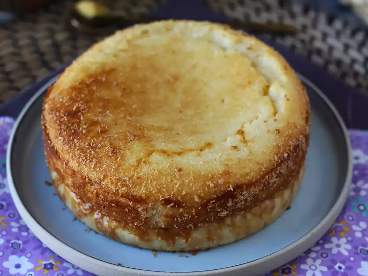 Coconut and condensed milk flan cake: easy and melt-in-your-mouth - photo 4
