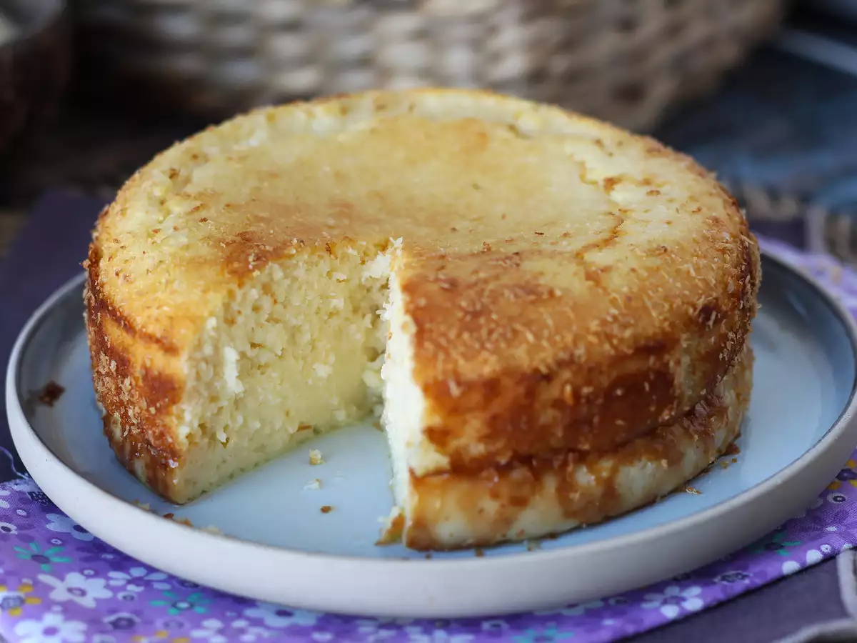 Coconut and condensed milk flan cake: easy and melt-in-your-mouth - photo 5