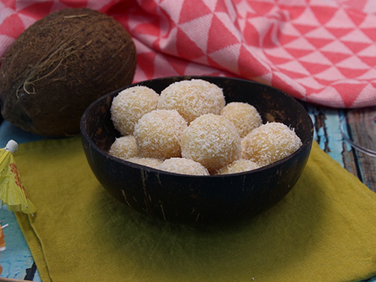 Coconut balls - brigadeiros with coconut