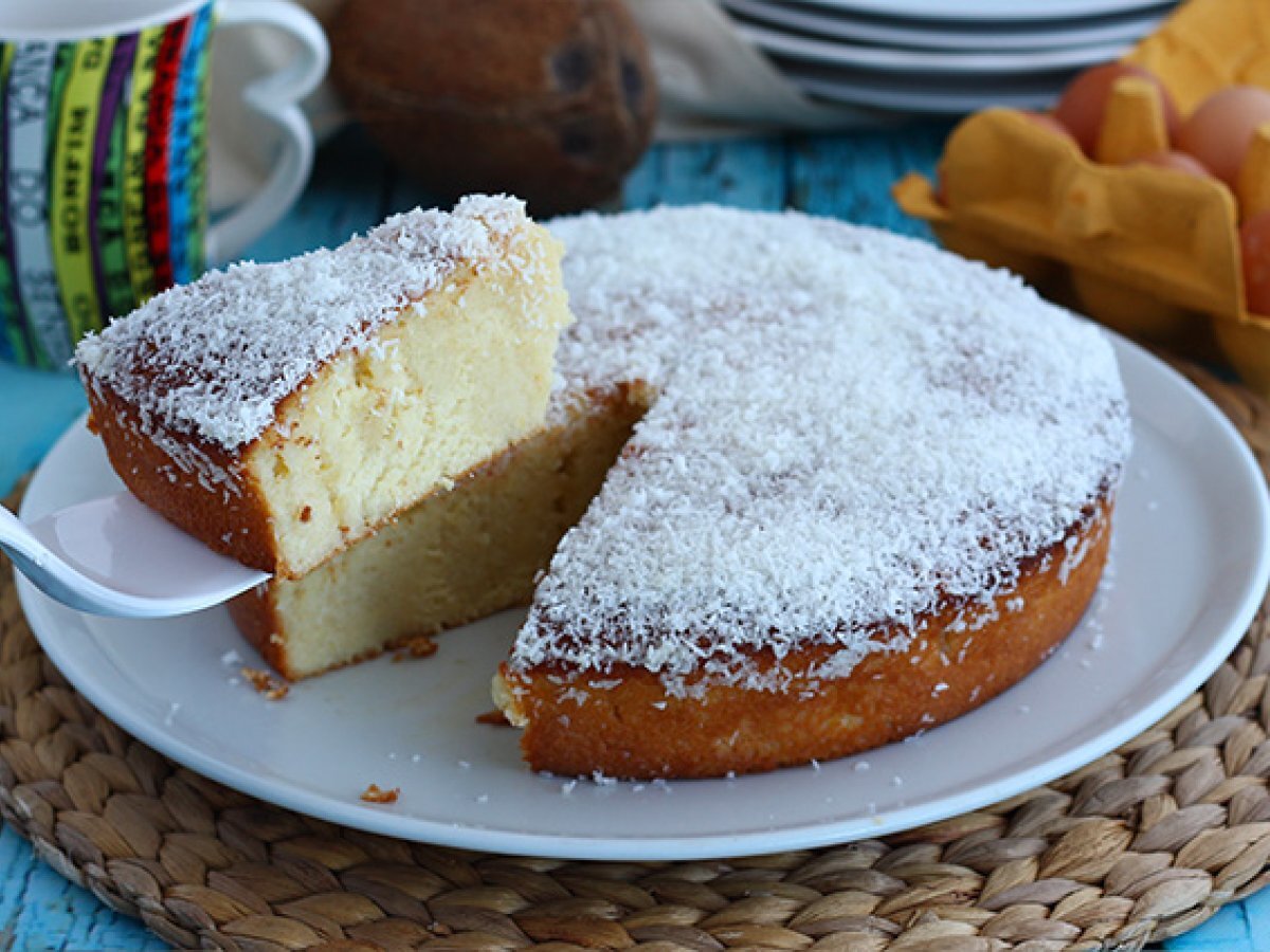 Coconut cake - Brazilian Bolo toalha felpuda