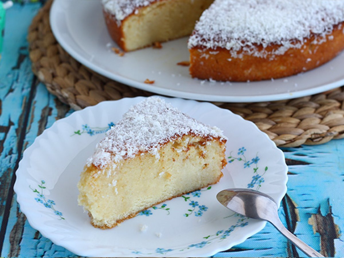 Coconut cake - Brazilian Bolo toalha felpuda - photo 3