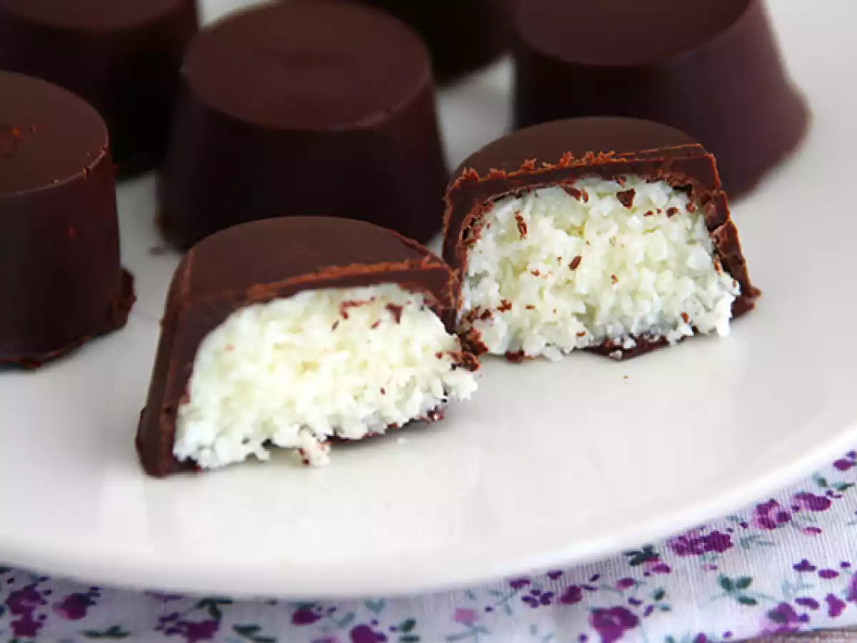 Coconut chocolates bounty style - photo 2