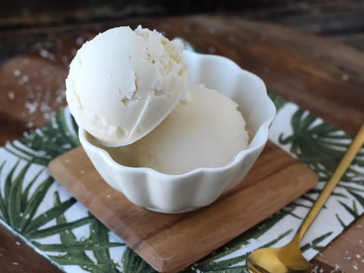 Coconut ice cream with the Ninja Creami - photo 2