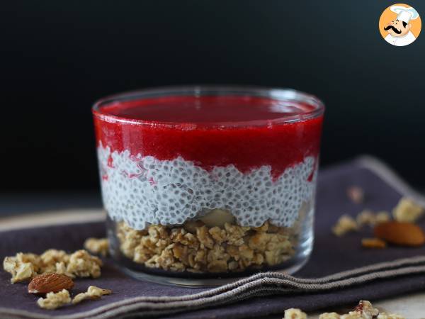 Coconut milk chia pudding verrines with granola and raspberries - photo 2