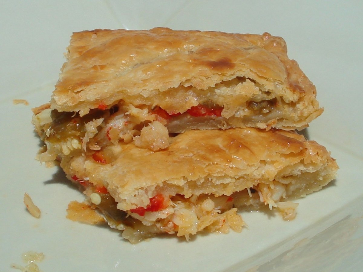 Cod and bell pepper pie