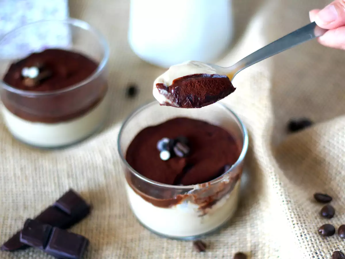 Coffee custard with ganache and cocoa - photo 2