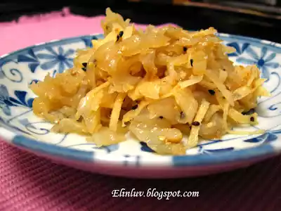 Cold jellyfish salad recipe - easy and healthy meal prep