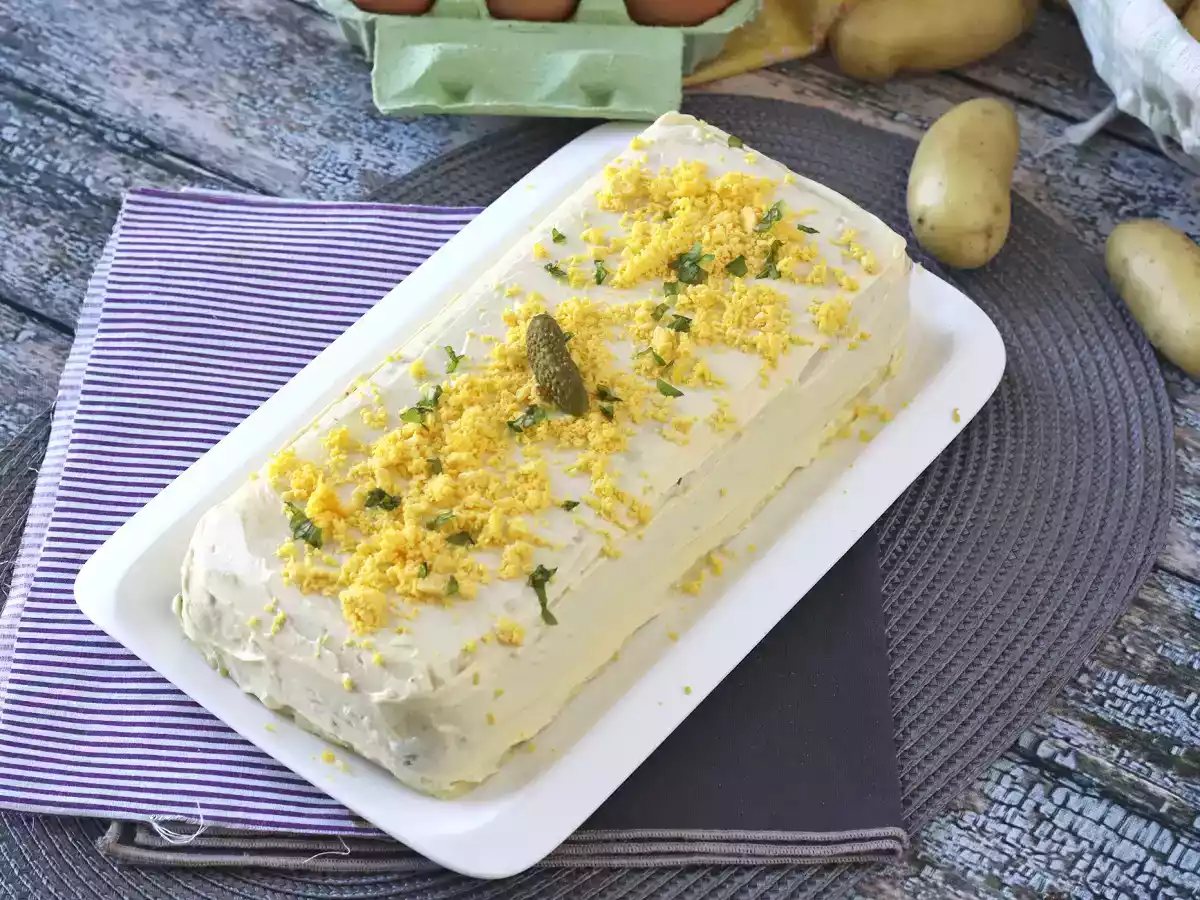 Cold potato cake with tuna and mayonnaise, you don't need an oven to make it! - photo 3