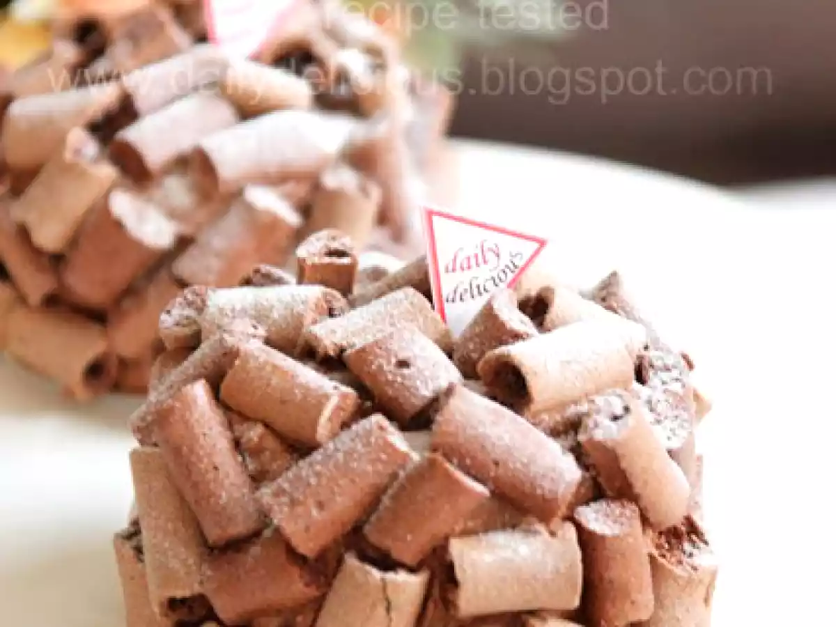 Concorde Cake: Chocolate mousse and meringue cake, to fulfill my curiosity!