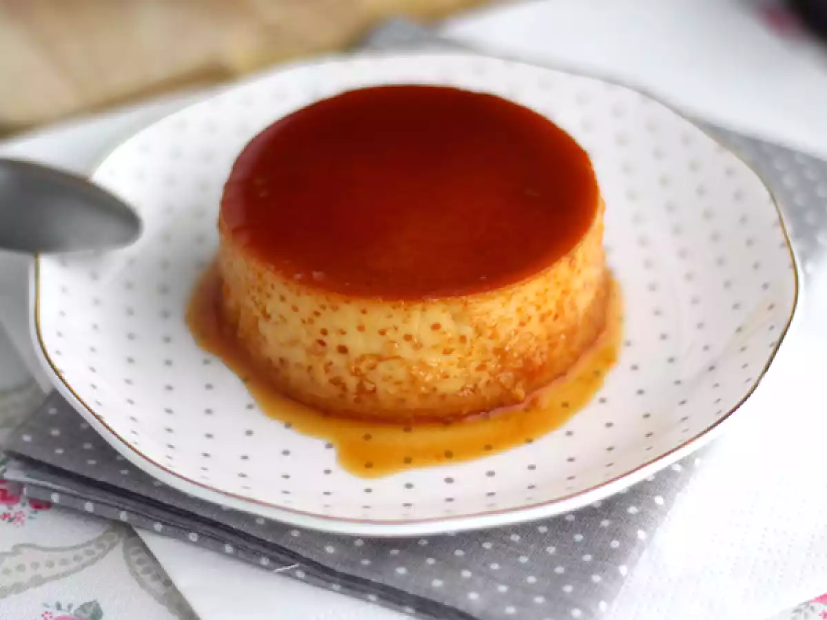 Condensed milk flan - photo 3
