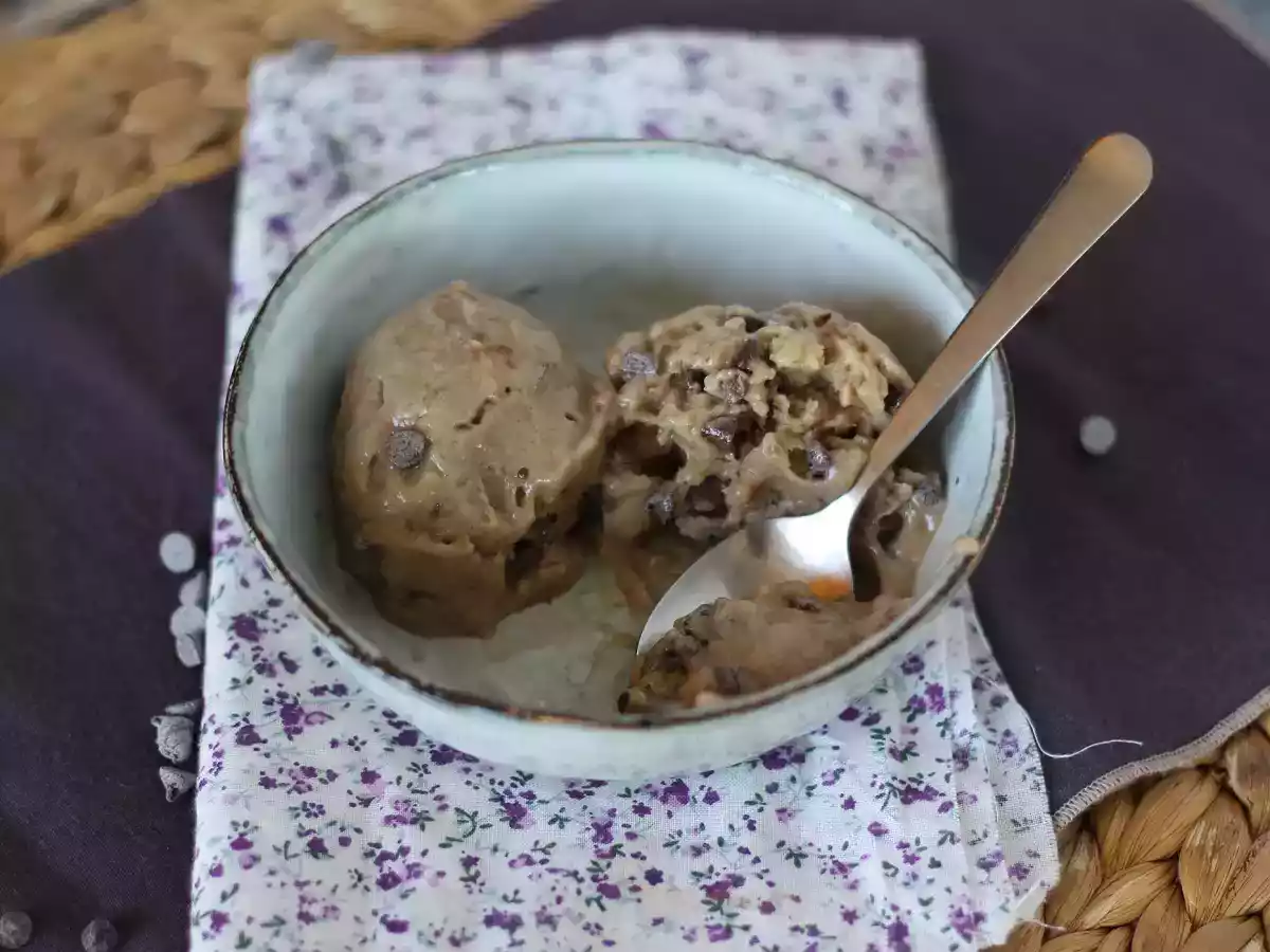 Cookie dough nice cream with only 3 ingredients and no added sugars! - photo 3
