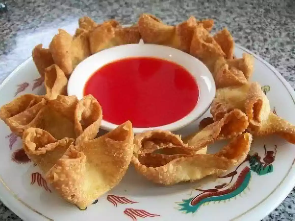 Crab and Cream Cheese Wontons