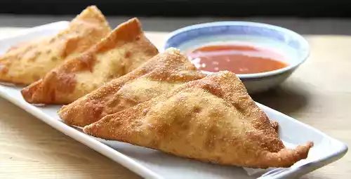 Crab rangoon recipe: crab & cream cheese wontons