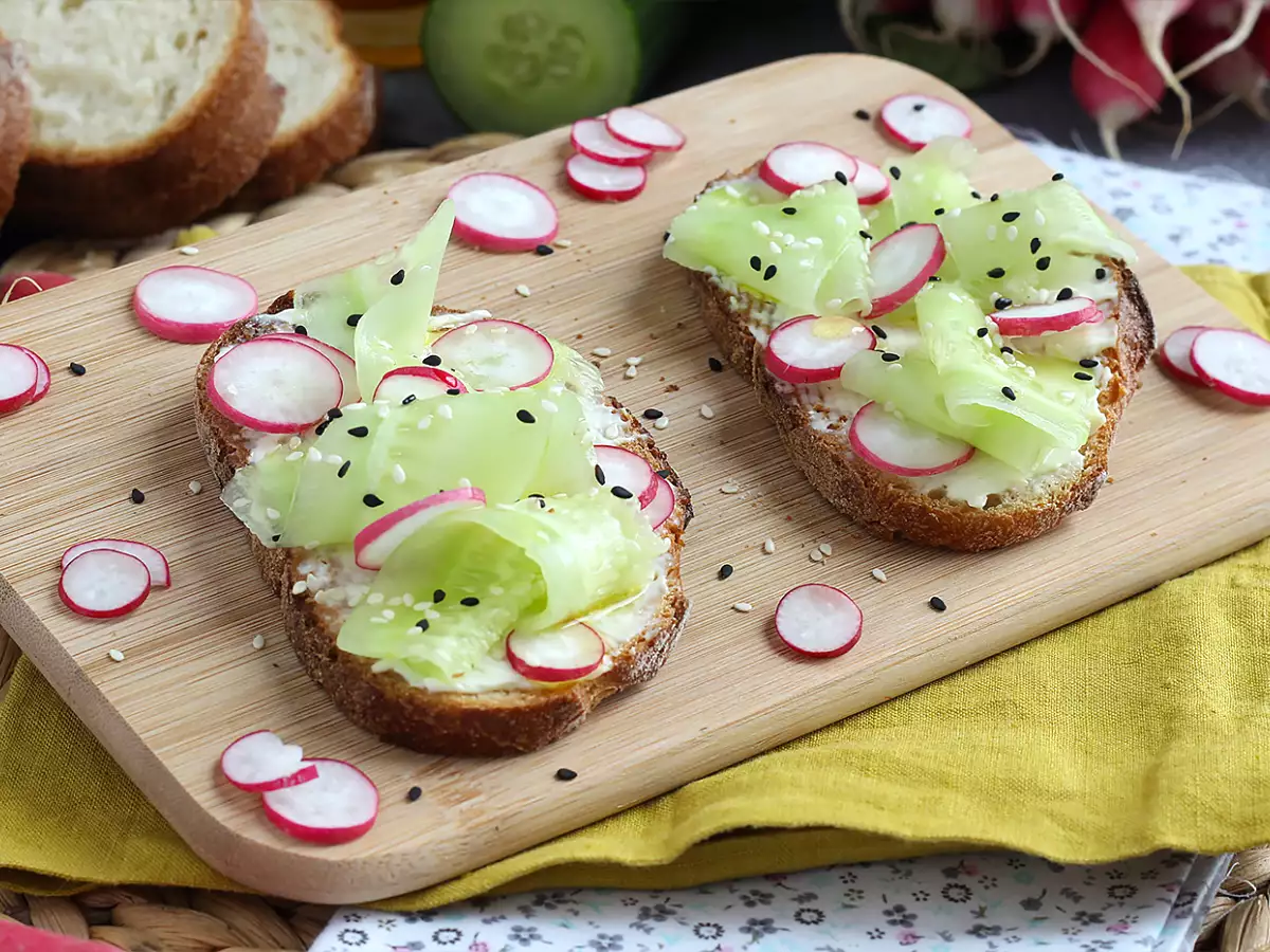 Cream cheese, cucumber, and radish toasts - photo 3