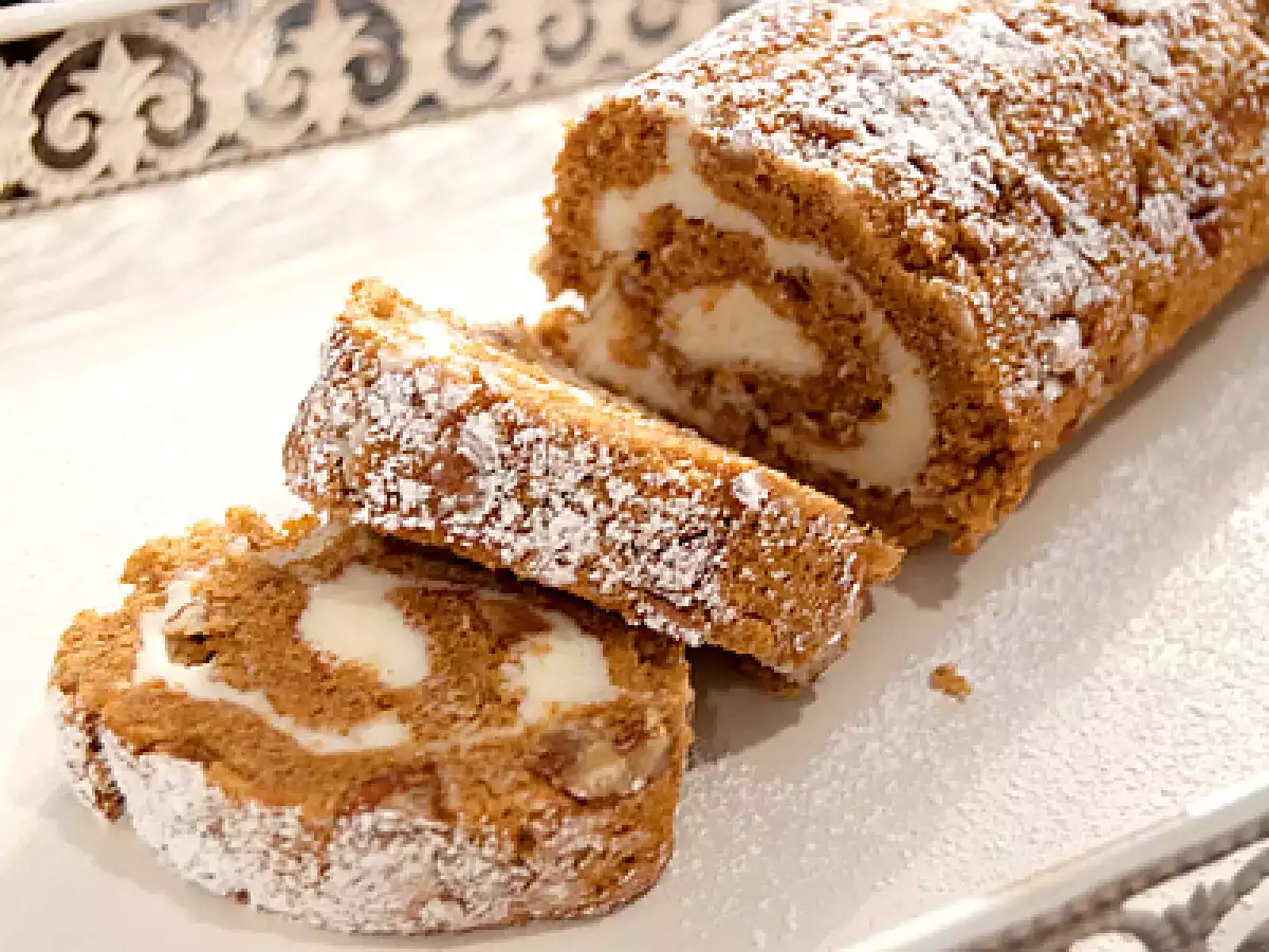 Cream Cheese Filled Pumpkin Roll