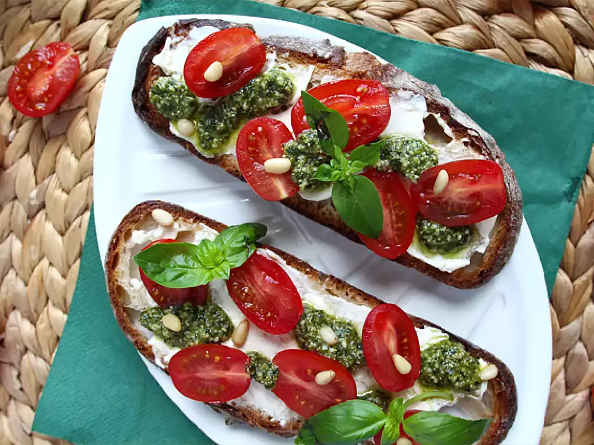 Cream cheese, pesto, and cherry tomato toasts - photo 2