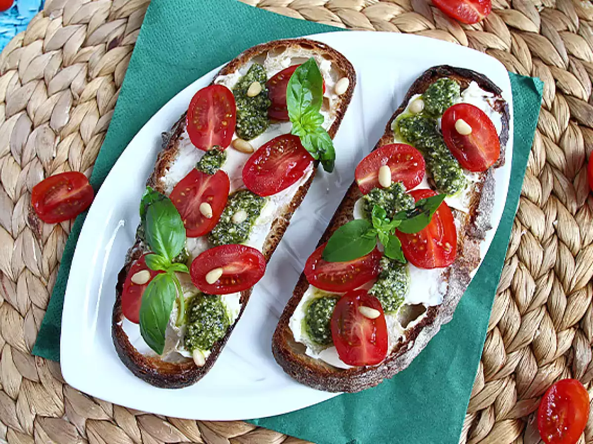 Cream cheese, pesto, and cherry tomato toasts - photo 4