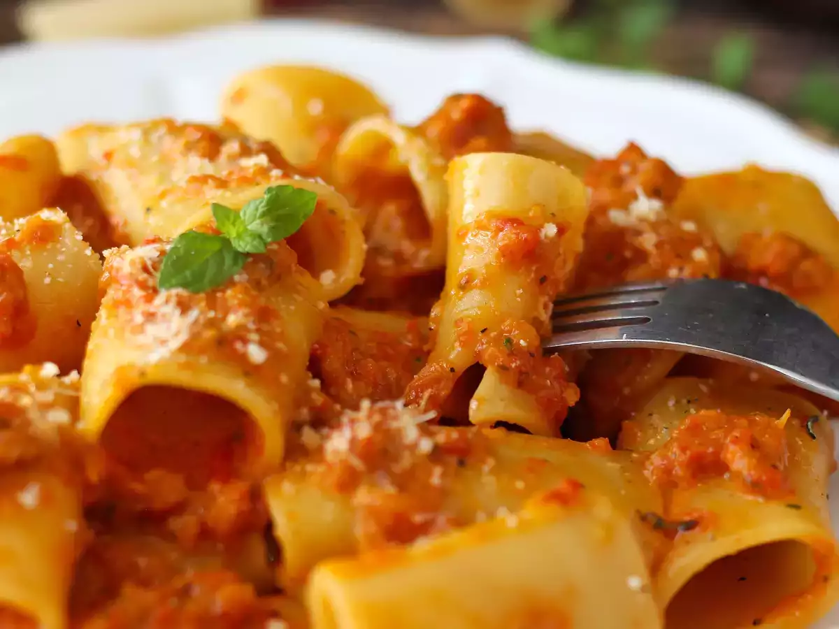 Creamy bell pepper and mint pasta - photo 3