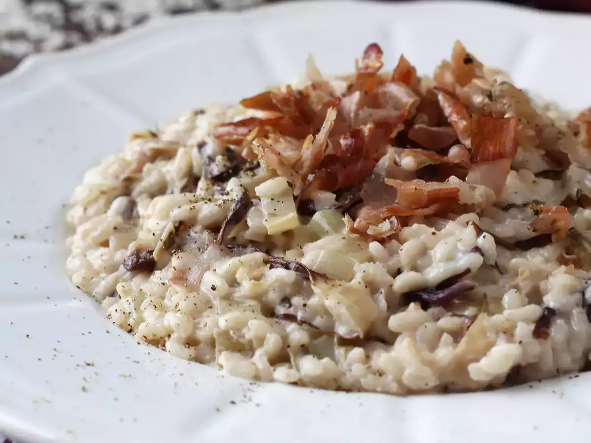Creamy, flavorful radicchio, speck and Philadelphia risotto - photo 2