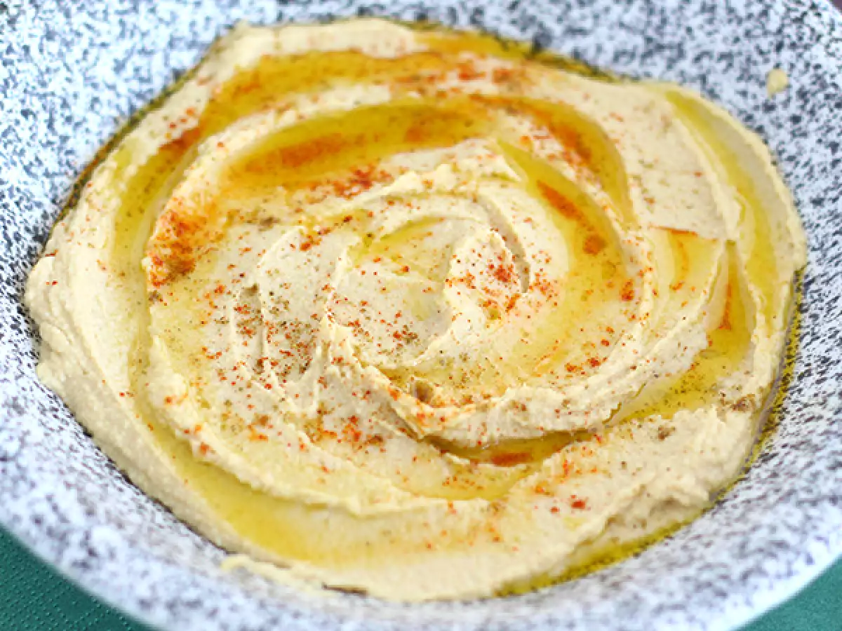 Creamy Lebanese Hummus - photo 2