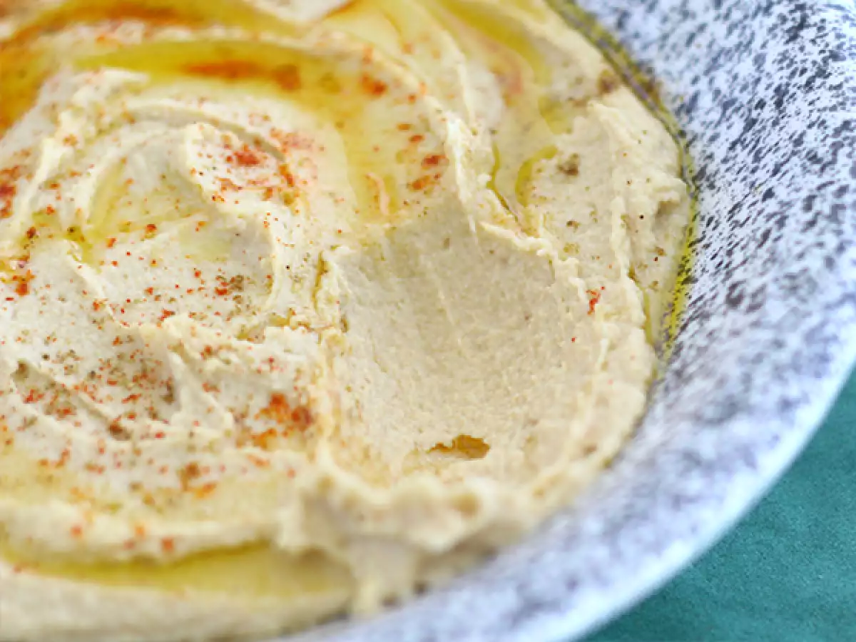 Creamy Lebanese Hummus - photo 3