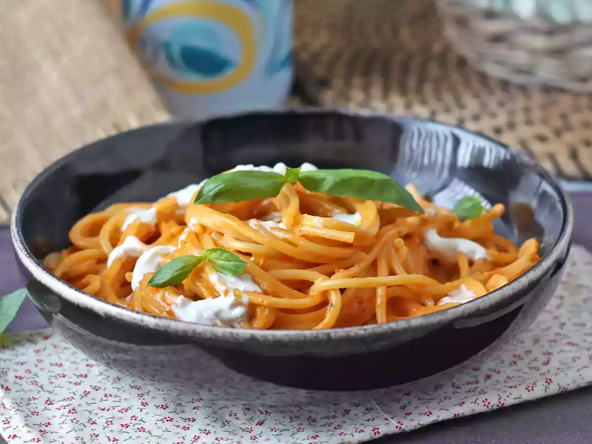 Creamy pasta with burrata cheese and cherry tomatoes - photo 3