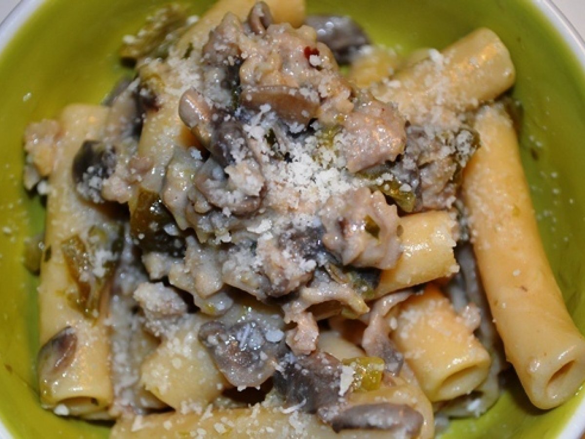 Creamy Rigatoni w/ Italian Long Hots & Sausage - photo 3