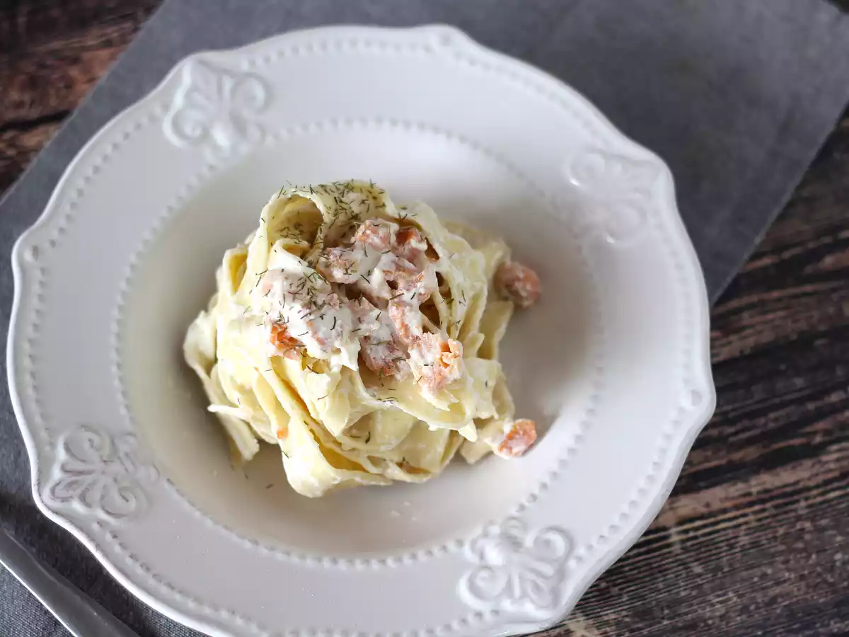 Creamy smoked salmon ricotta pasta - photo 2