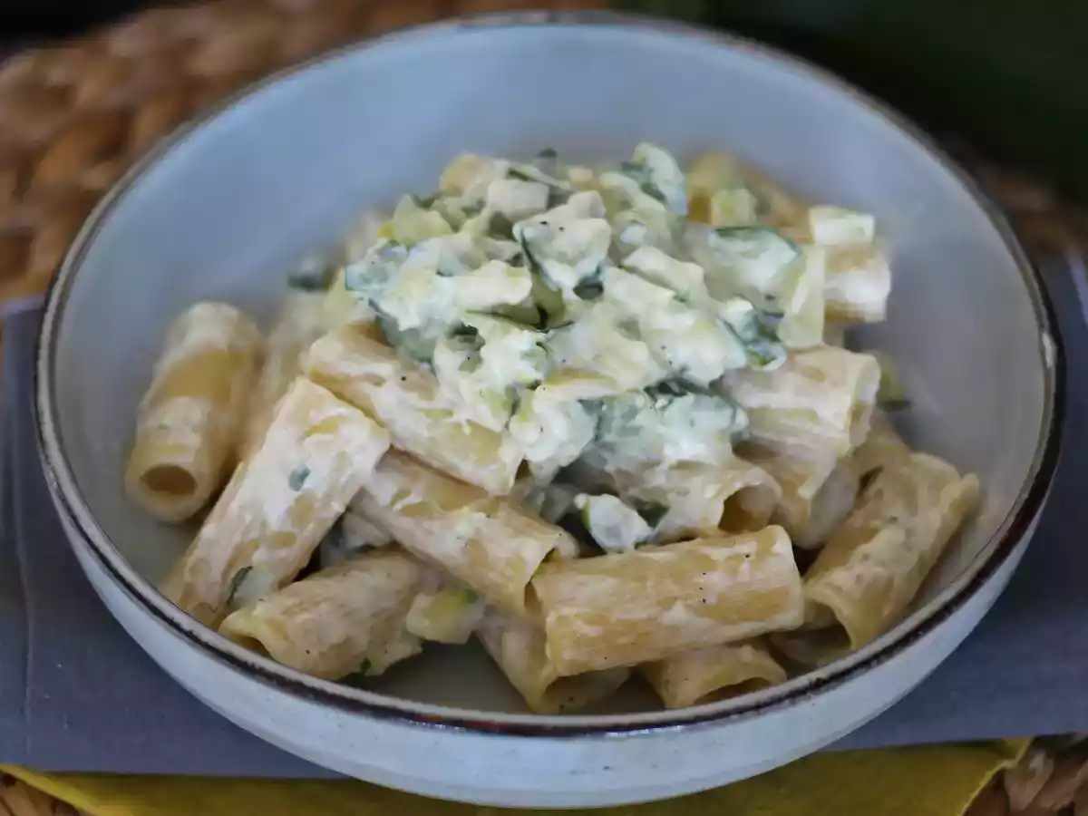 Creamy zucchini pasta, a tasty and easy to prepare recipe - photo 4