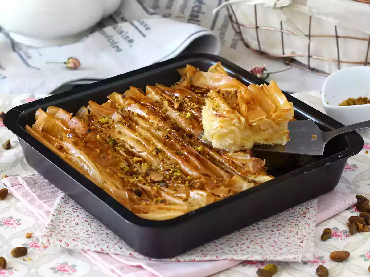 Crinkle cake, the super crispy and easy to make cake - easy turkish laz borek - photo 2