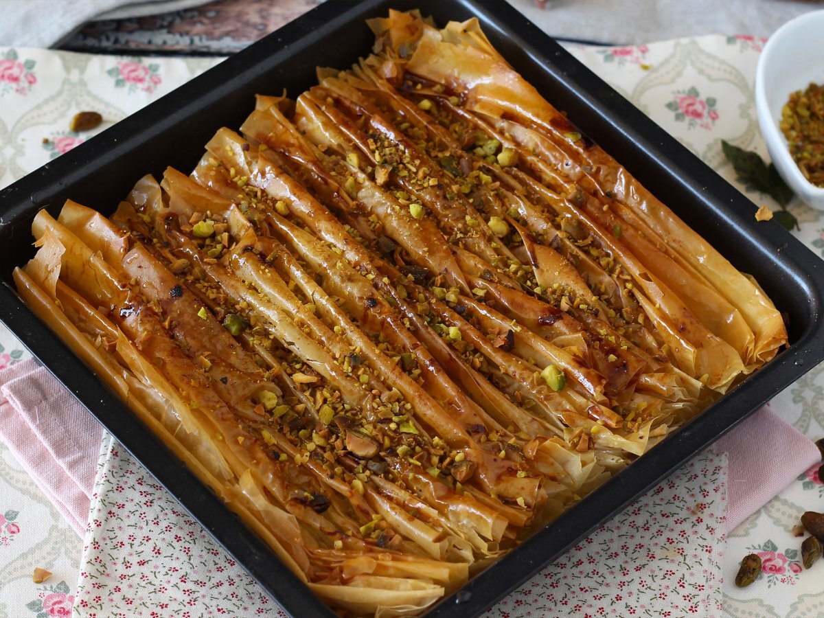 Crinkle cake, the super crispy and easy to make cake - Easy Turkish Laz Borek - photo 5