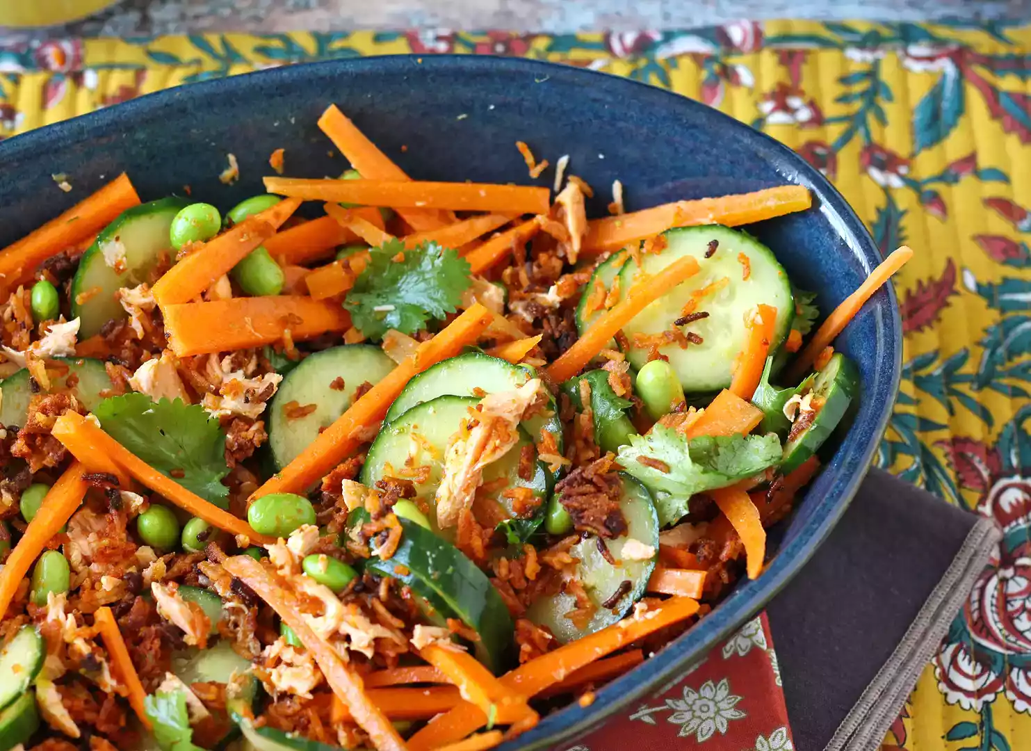Crispy and spicy salmon crispy rice salad!
