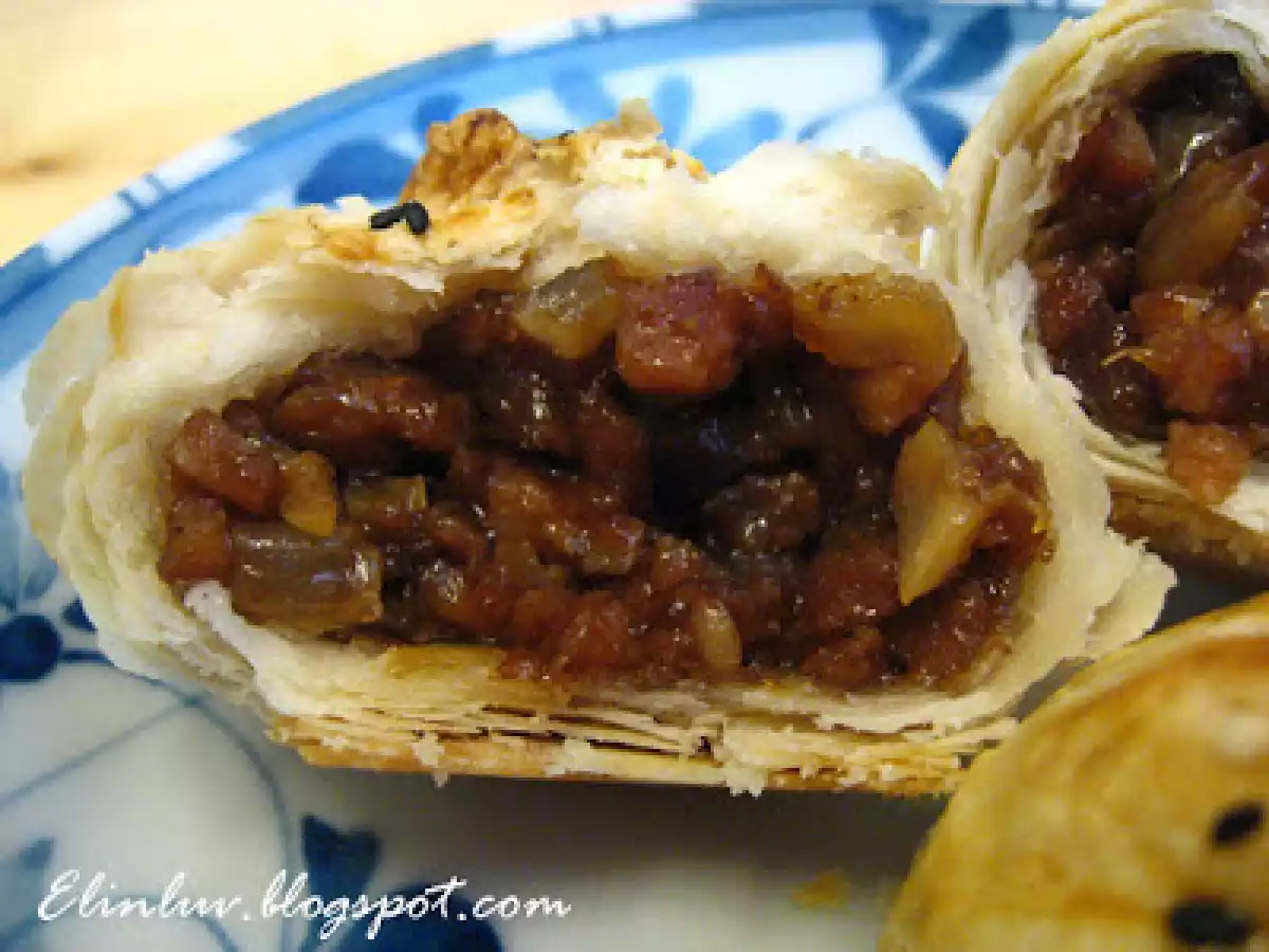 Crispy BBQ Pork Bun / Siu Pau - photo 2